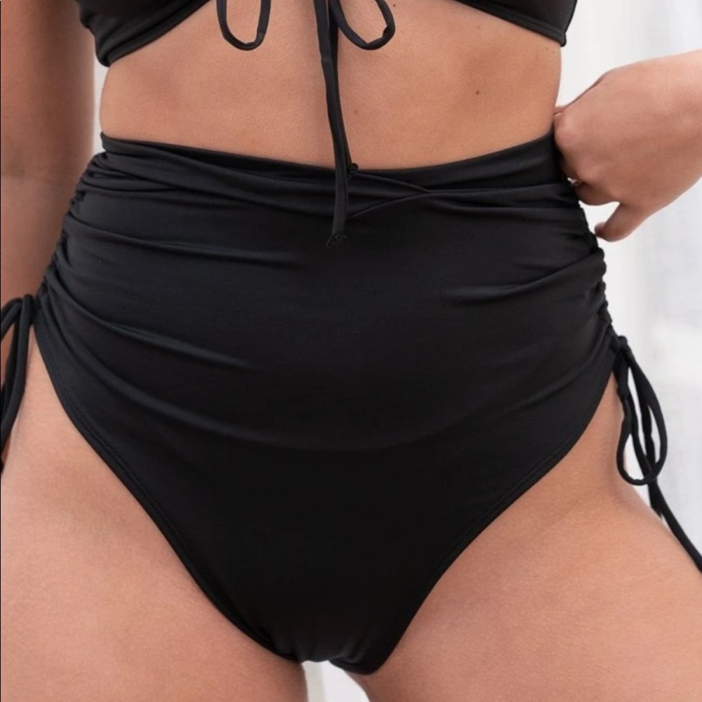 NWT Lunalae Layla High Waist Bottoms - Recycled Black